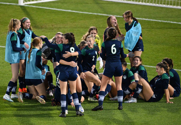 变迁的碰撞 变迁的碰撞