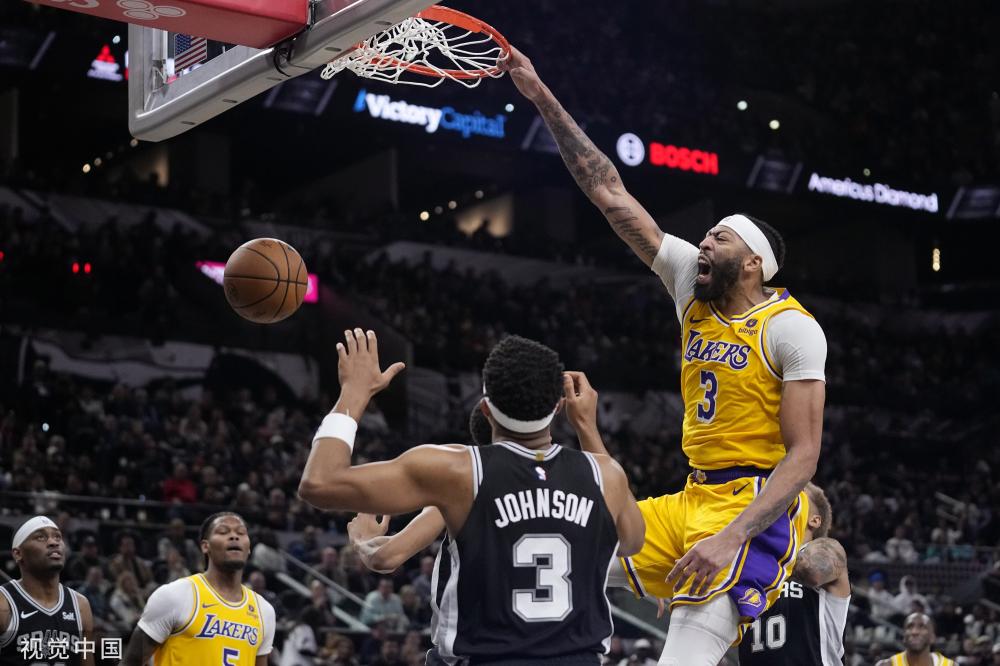 可以看出他 可以看出他