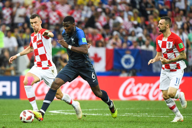 队中的多名 队中的多名