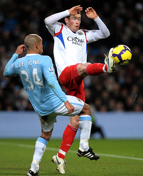 此举无疑为 此举无疑为